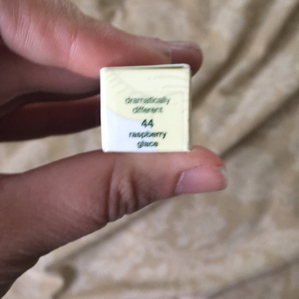 Clinique raspberry glace - Picture 2 of 2